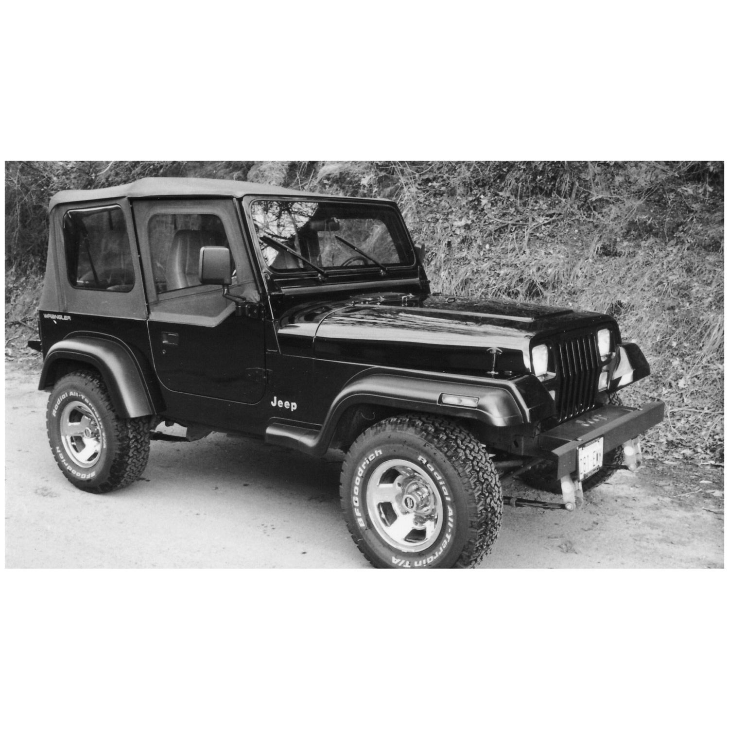 Bushwacker 10903-11 Black Extend-A-Fender Style Smooth Finish 4-Piece Fender Flare Set for 1987-1995 Jeep Wrangler (Excludes Renegade)