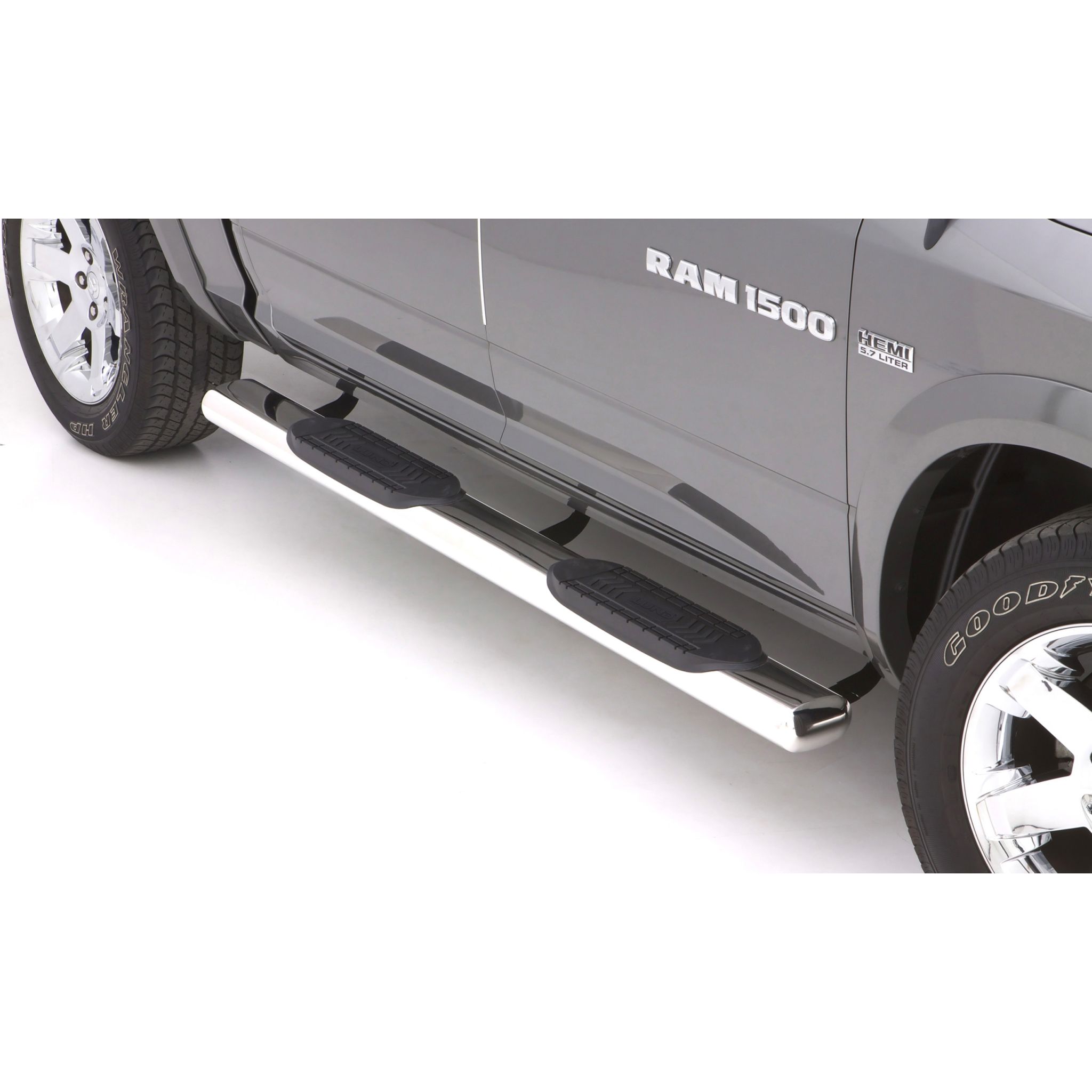 Lund 22368038 Chrome 6 Inch Oval Straight Nerf Bars for 2015-2018 Dodge Ram 1500 Extended Cab