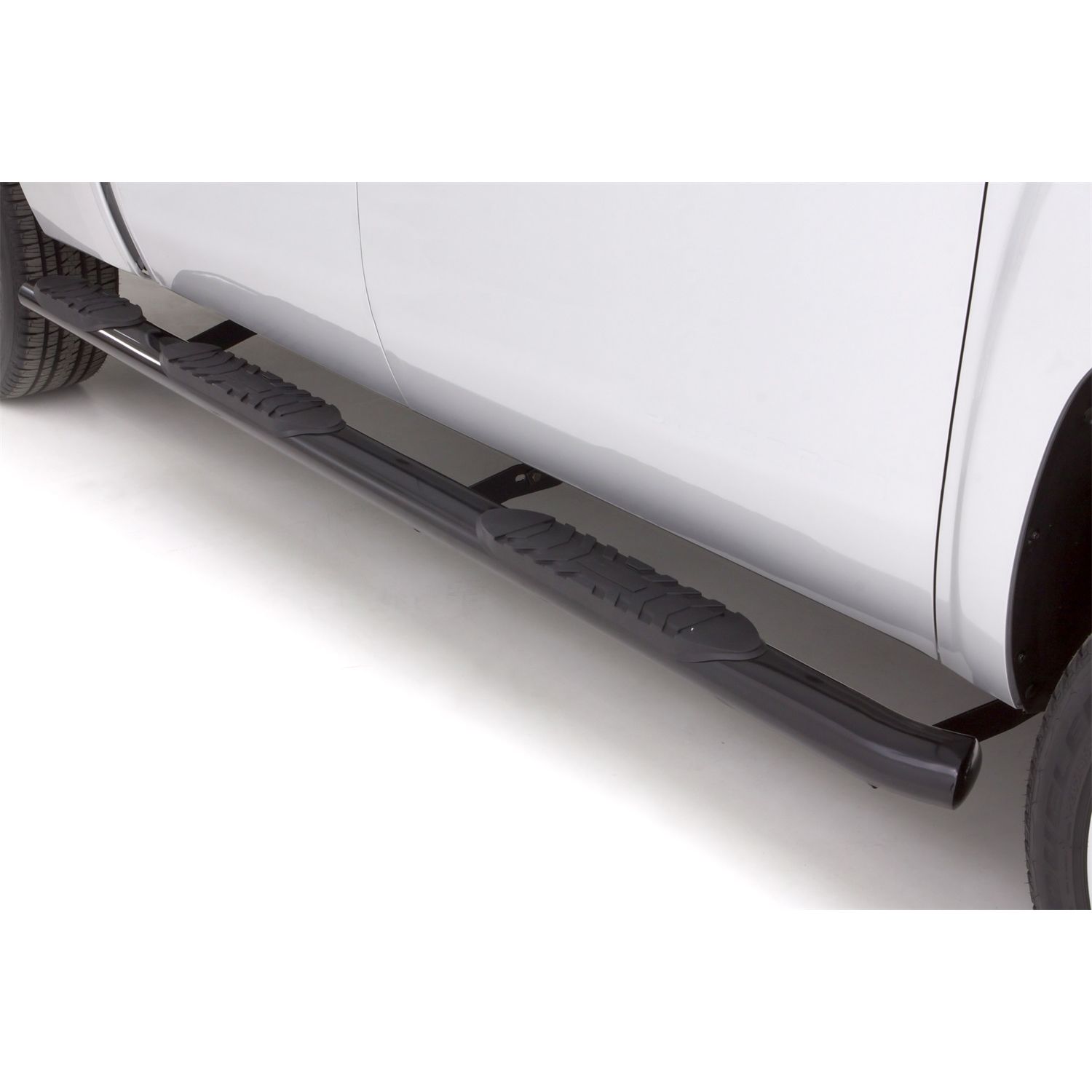 Lund 260105008 Black Steel 5 Inch Oval Wheel-to-Wheel Nerf Bars for 2010-2022 Dodge Ram 2500/3500 Crew Cab with 6.5 Ft. Bed; Rocker Panel Mount