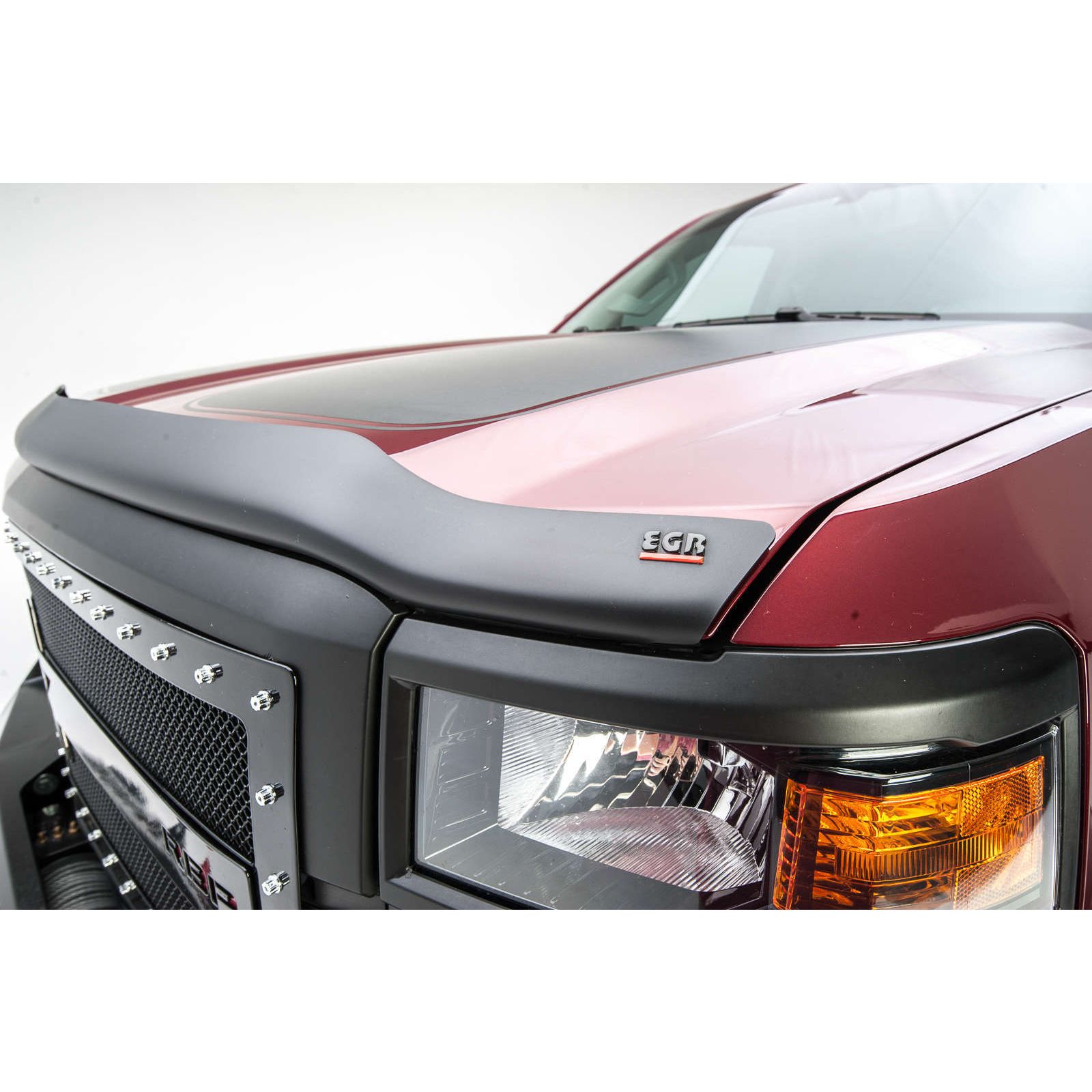 EGR - 301575 - USA Black Superguard Style Hood Guards