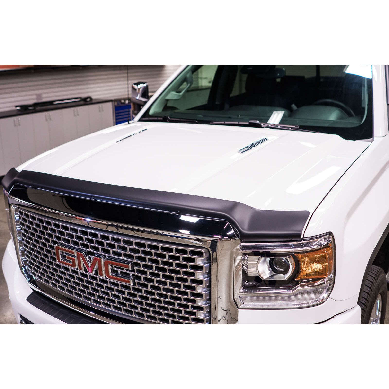 EGR - 301585 - USA Black Superguard Style Hood Guards