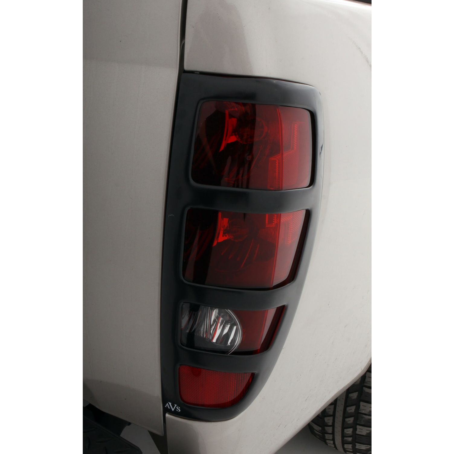 Auto Ventshade 36146 Slots Taillight Covers for 2004-2012 Chevrolet Colorado/GMC Canyon