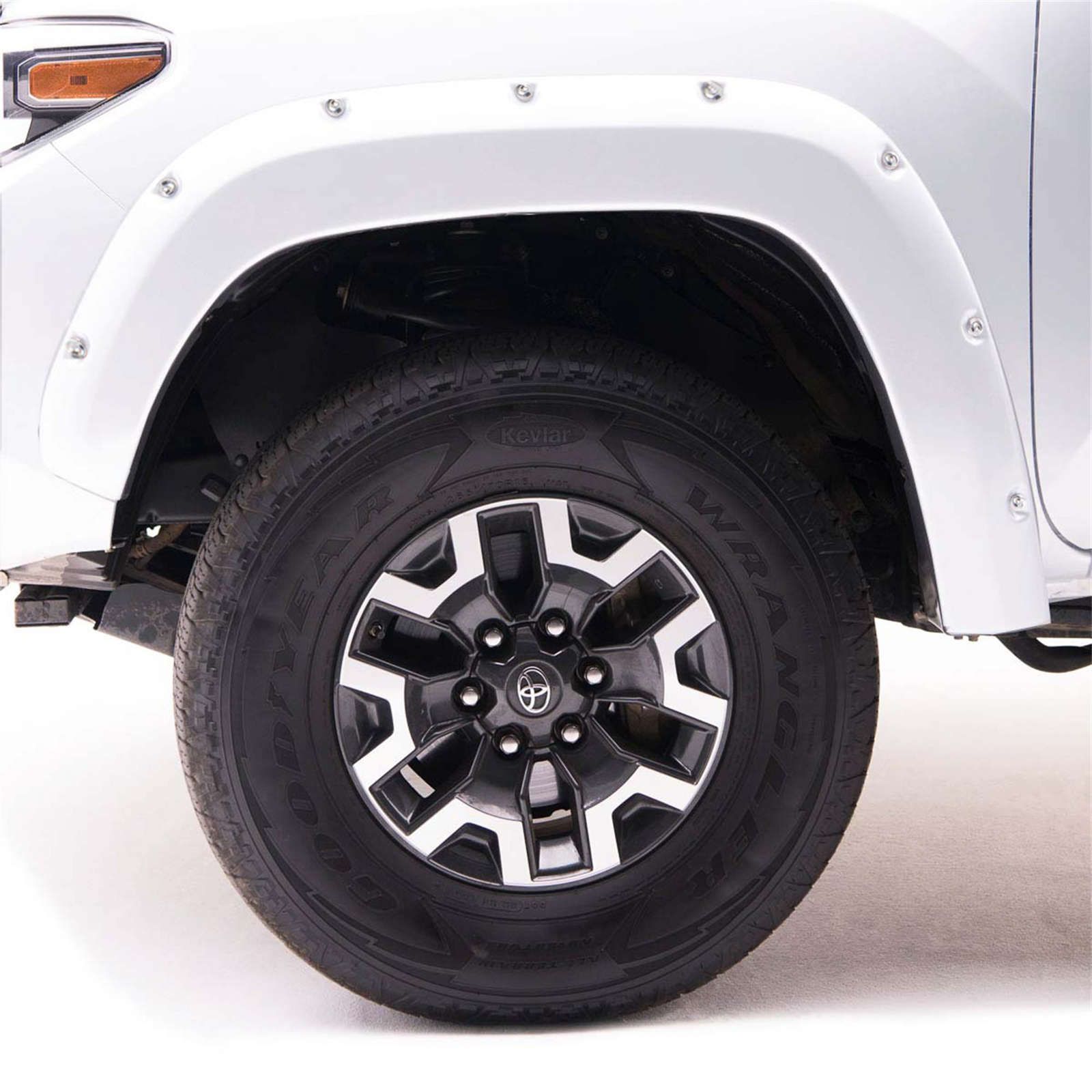 EGR - 793474-Z1 - USA Oxford White Color Match Style Fender Flares