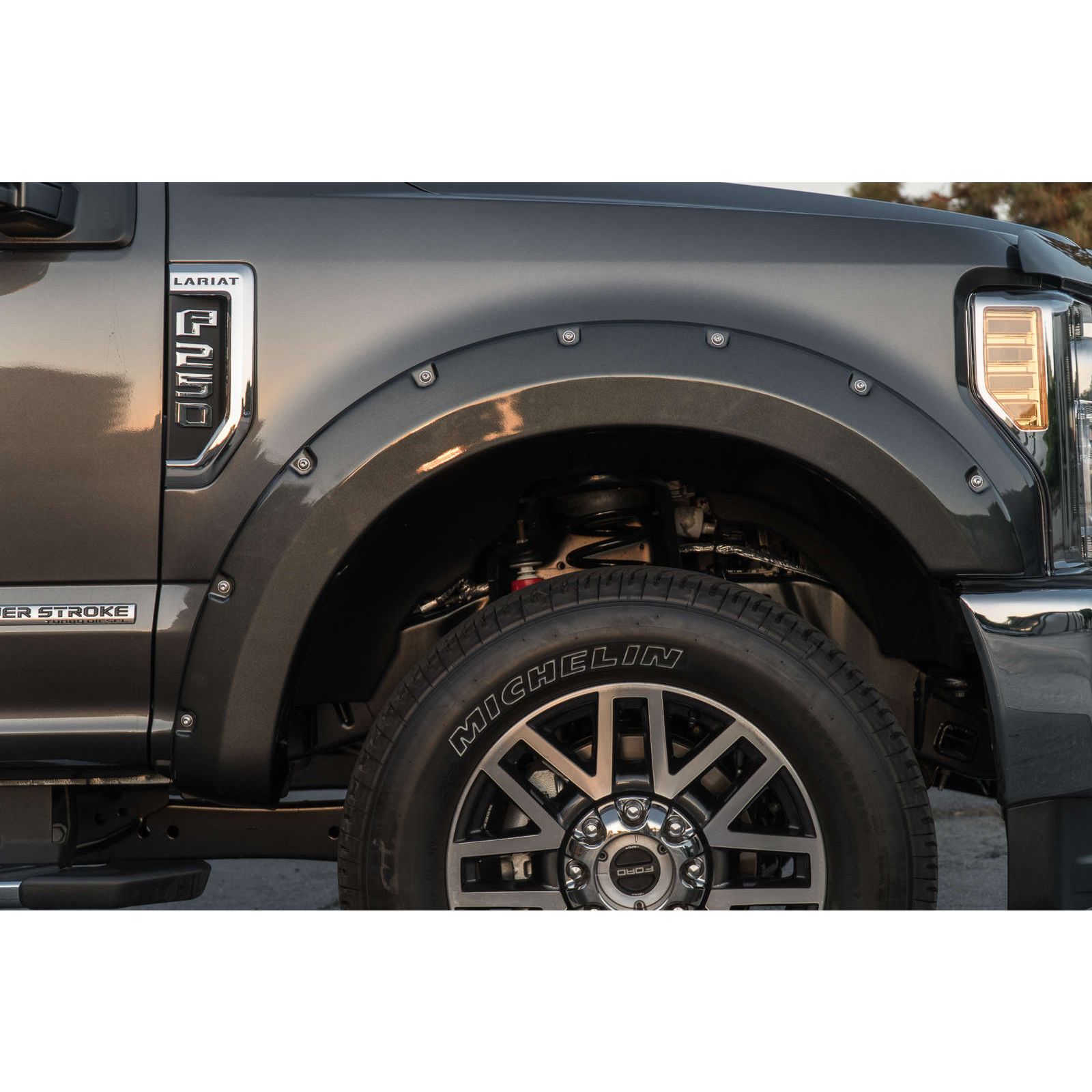 EGR - 793914-J7 - USA Magnetic Metallic Color Match Style Fender Flares