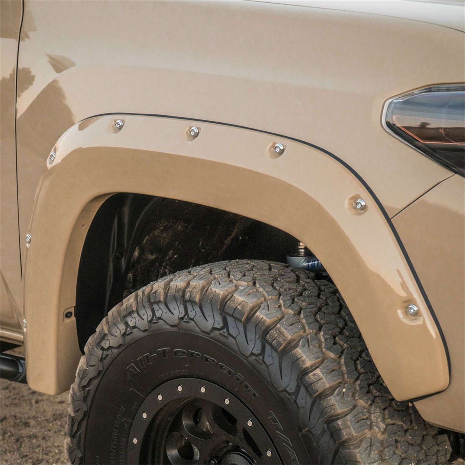 EGR - 795084-4V6 - USA Quicksand Color Match Style Fender Flares