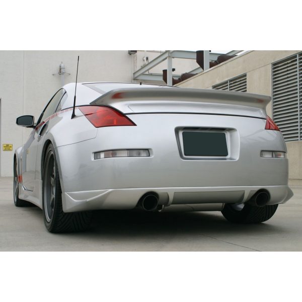 Street Scene NISSAN 350Z 03-08 GEN 1 REAR VALANCE URETHANE